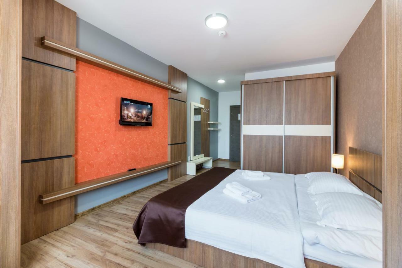 Hotel Hb Brilliant Brașov Exterior foto