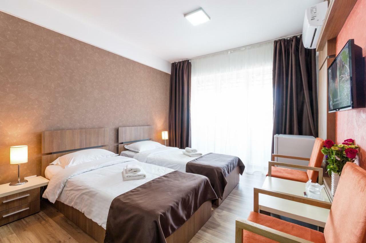 Hotel Hb Brilliant Brașov Exterior foto